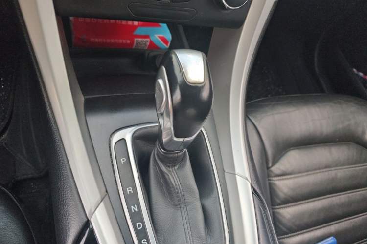 Used Ford Mondeo 2013 1.5L GTDi180 Fashion Edition Gear Lever