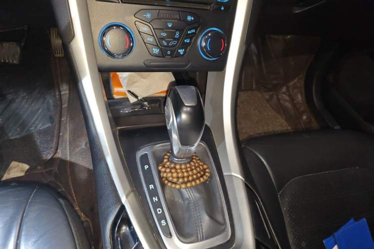 Used Ford Mondeo 2013 1.5L GTDi180 Fashion Edition Gear Lever
