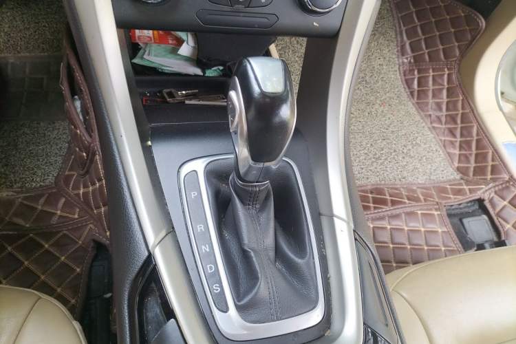 Used Ford Mondeo 2013 1.5L GTDi180 Fashion Edition Gear Lever