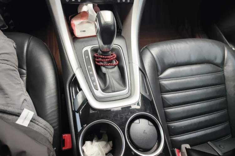 Used Ford Mondeo 2013 1.5L GTDi180 Fashion Edition Gear Lever