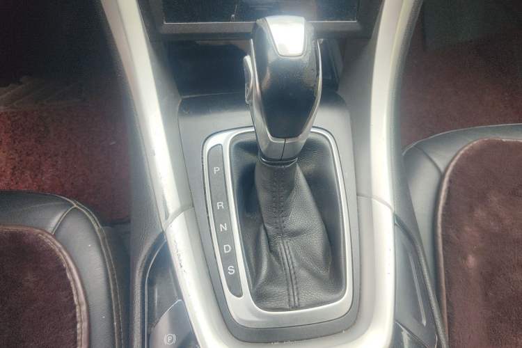 Used Ford Mondeo 2013 1.5L GTDi180 Fashion Edition Gear Lever