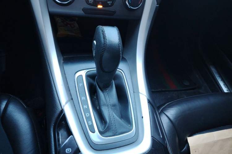 Used Ford Mondeo 2013 1.5L GTDi180 Fashion Edition Gear Lever