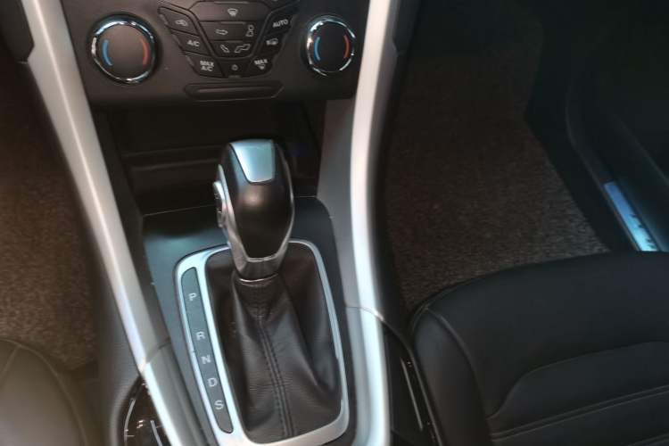 Used Ford Mondeo 2013 1.5L GTDi180 Fashion Edition Gear Lever