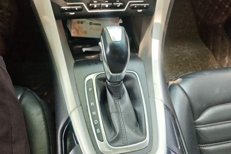 Used Ford Mondeo 2013 1.5L GTDi180 Fashion Edition Gear Lever