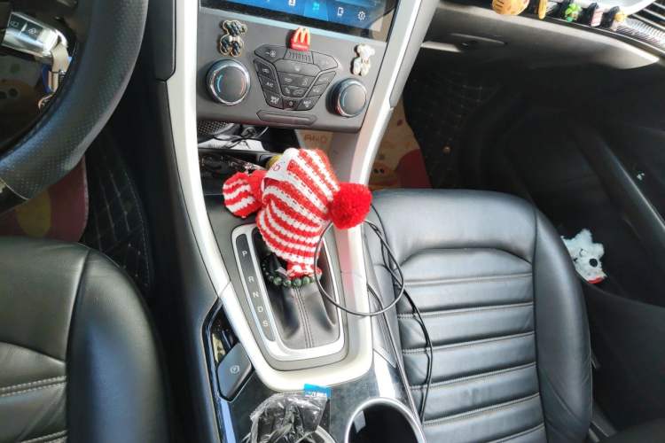 Used Ford Mondeo 2013 1.5L GTDi180 Fashion Edition Gear Lever