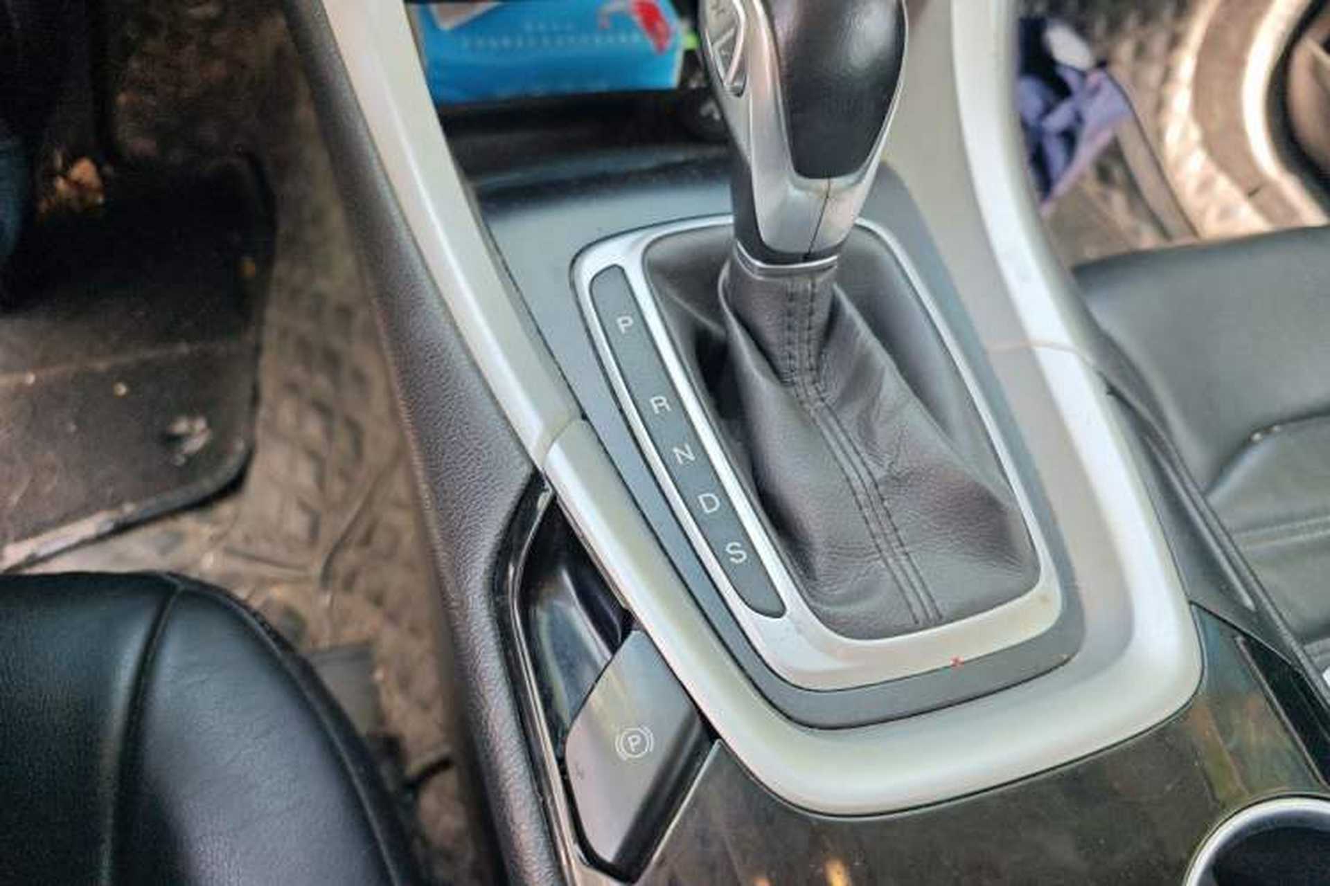 Used Ford Mondeo 2013 1.5L GTDi180 Fashion Edition Gear Lever