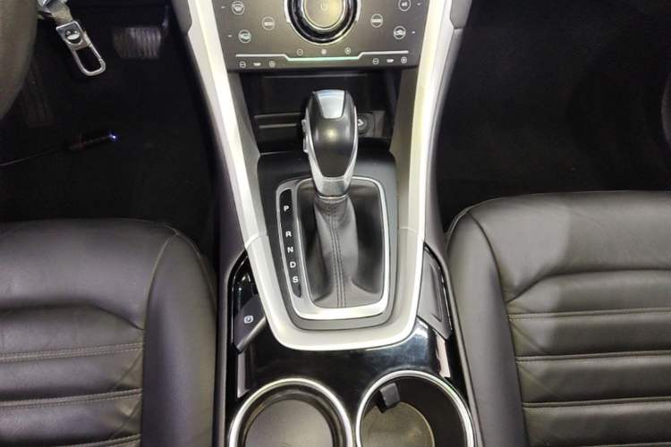 Used Ford Mondeo 2013 1.5L GTDi180 Fashion Edition Gear Lever