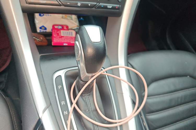 Used Ford Mondeo 2013 1.5L GTDi180 Fashion Edition Gear Lever