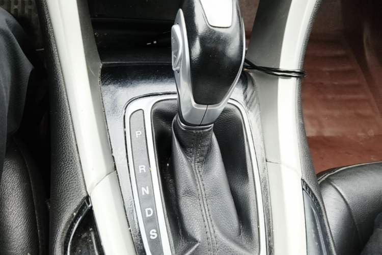 Used Ford Mondeo 2013 1.5L GTDi180 Fashion Edition Gear Lever