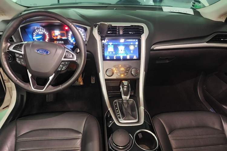 Used Ford Mondeo 2013 1.5L GTDi180 Fashion Edition Gear Lever