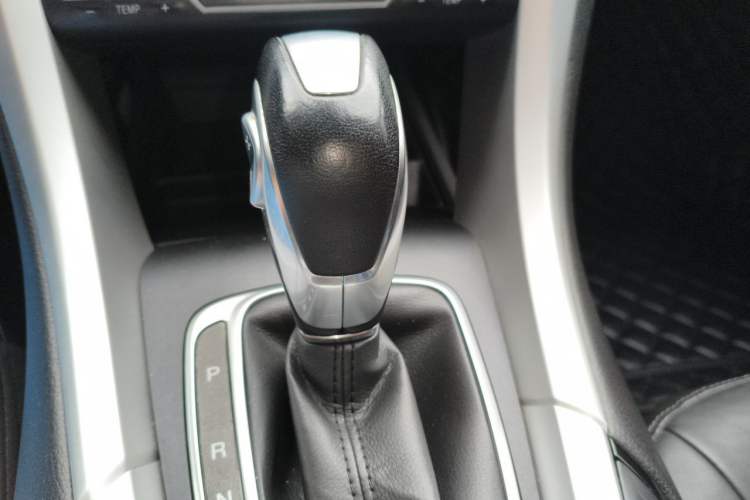 Used Ford Mondeo 2013 1.5L GTDi180 Fashion Edition Gear Lever