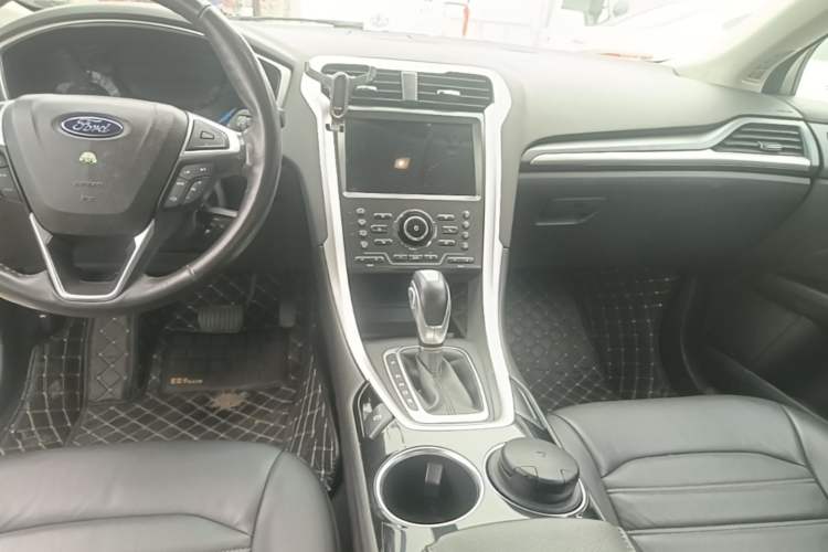 Used Ford Mondeo 2013 1.5L GTDi180 Fashion Edition Gear Lever