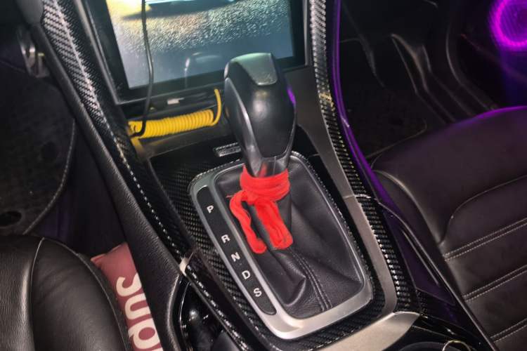 Used Ford Mondeo 2013 2.0L GTDi 200 Fashion Edition Gear Lever