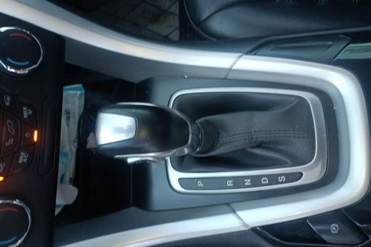 Used Ford Mondeo 2013 1.5L GTDi180 Fashion Edition Gear Lever