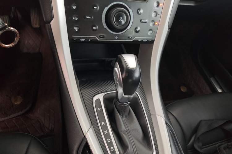 Used Ford Mondeo 2013 1.5L GTDi180 Fashion Edition Gear Lever
