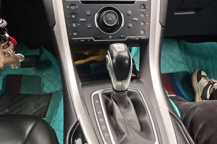 Used Ford Mondeo 2013 1.5L GTDi180 Fashion Edition Gear Lever