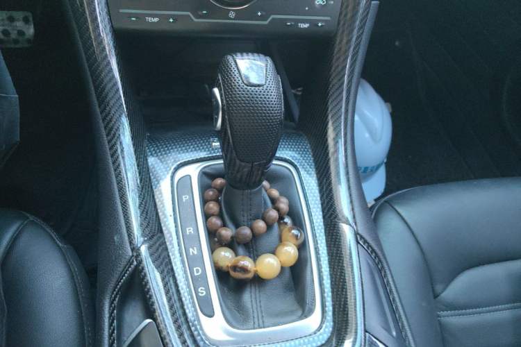 Used Ford Mondeo 2013 1.5L GTDi180 Fashion Edition Gear Lever