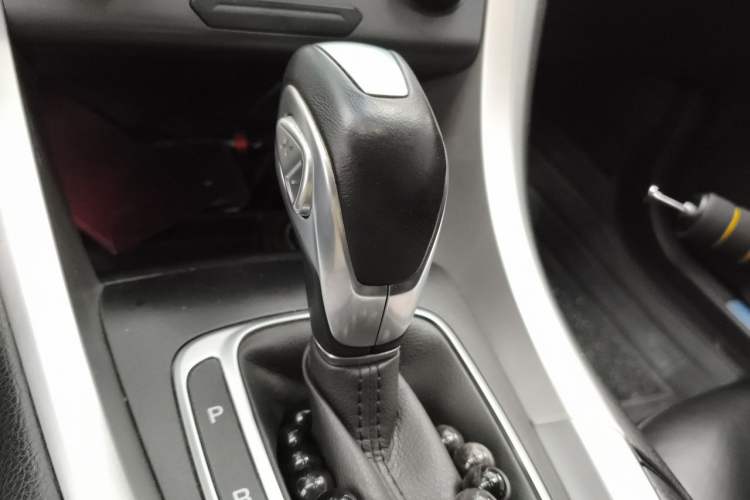 Used Ford Mondeo 2013 1.5L GTDi180 Fashion Edition Gear Lever