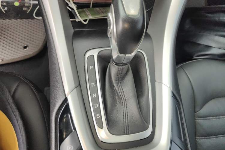 Used Ford Mondeo 2013 1.5L GTDi180 Fashion Edition Gear Lever