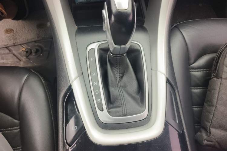Used Ford Mondeo 2013 1.5L GTDi180 Fashion Edition Gear Lever