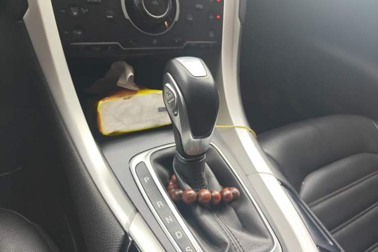 Used Ford Mondeo 2013 1.5L GTDi180 Fashion Edition Gear Lever
