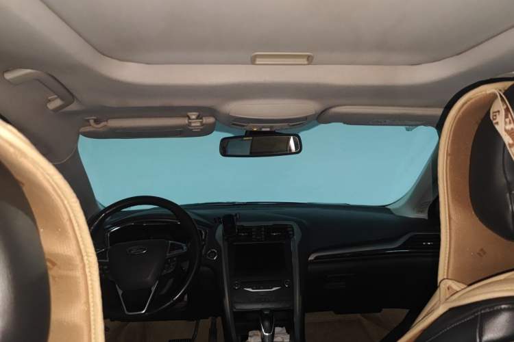 Used Ford Mondeo 2013 2.0L GTDi 200 Luxury Model Headliner