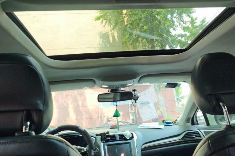 Used Ford Mondeo 2013 2.0L GTDi 200 Fashion Edition Headliner