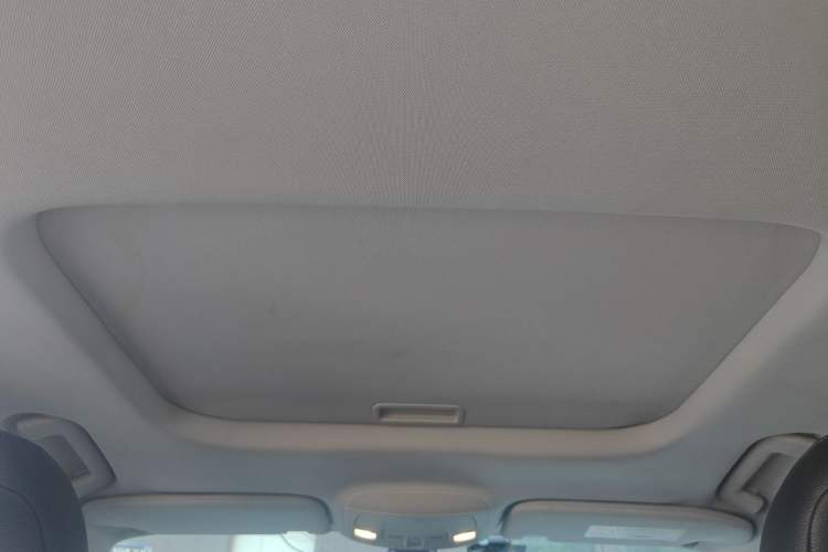 Used Ford Mondeo 2013 2.0L GTDi 200 Fashion Edition Headliner