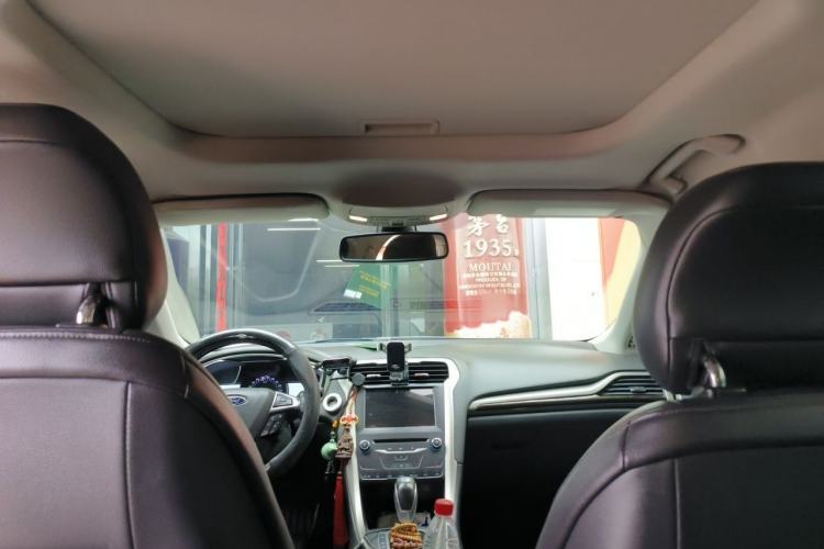 Used Ford Mondeo 2013 2.0L GTDi 200 Luxury Model Headliner