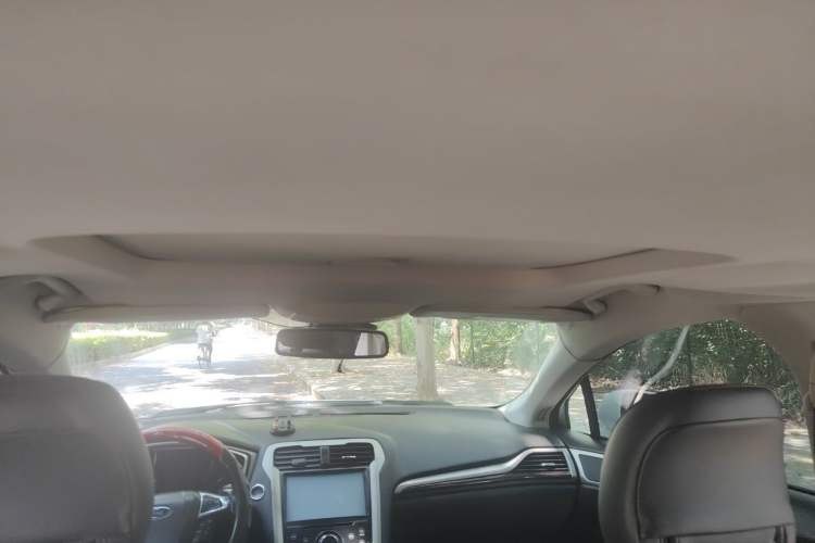 Used Ford Mondeo 2013 2.0L GTDi 200 Fashion Edition Headliner