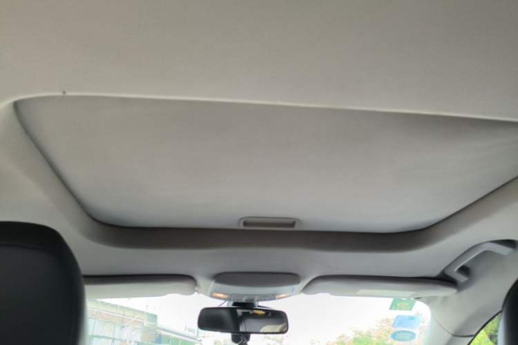 Used Ford Mondeo 2013 2.0L GTDi 200 Luxury Model Headliner