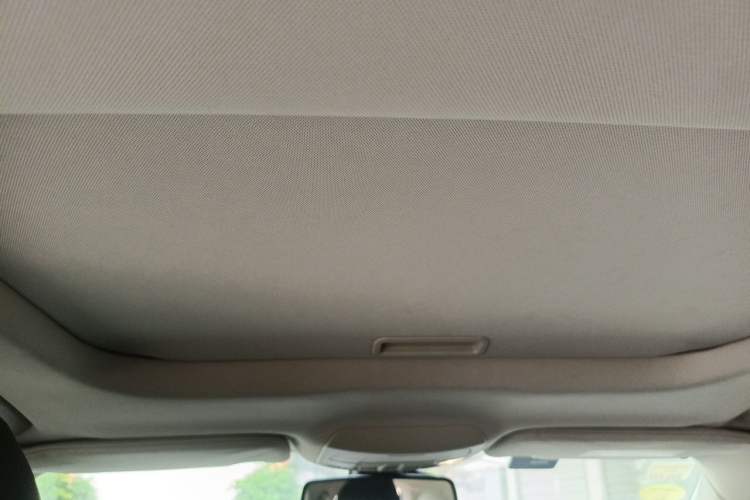 Used Ford Mondeo 2013 2.0L GTDi 200 Luxury Model Headliner