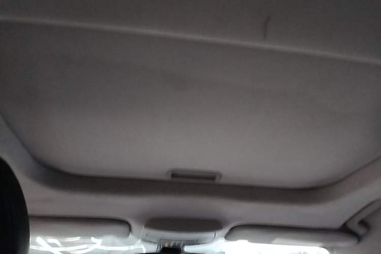 Used Ford Mondeo 2013 2.0L GTDi 200 Luxury Model Headliner