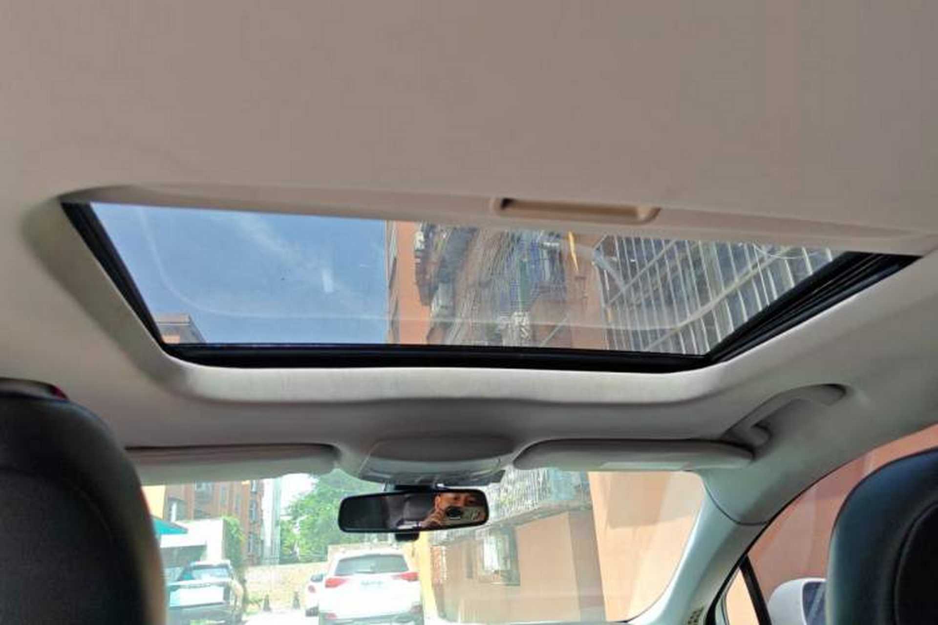 Used Ford Mondeo 2013 2.0L GTDi 200 Fashion Edition Headliner