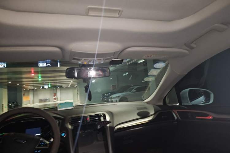 Used Ford Mondeo 2013 2.0L GTDi 200 Fashion Edition Headliner