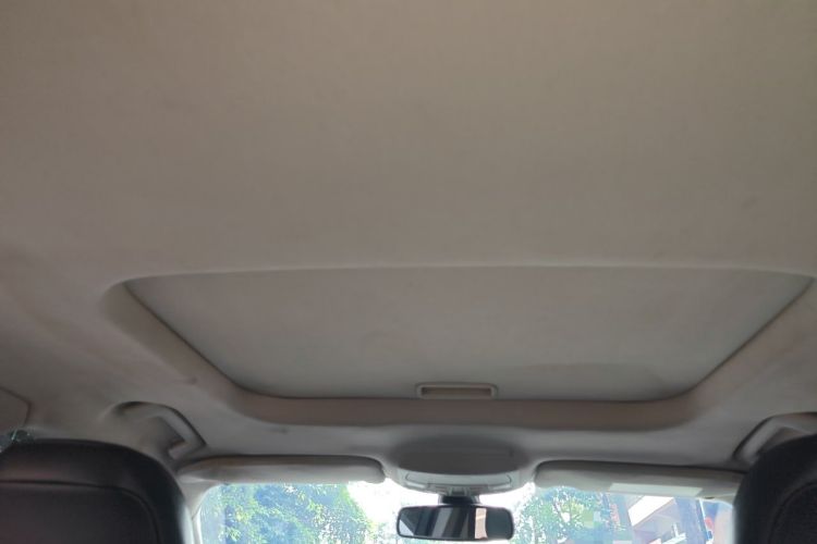 Used Ford Mondeo 2013 2.0L GTDi 200 Luxury Model Headliner