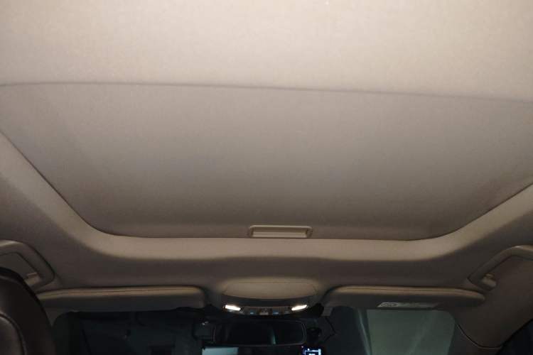 Used Ford Mondeo 2013 2.0L GTDi240 Flagship Edition Headliner