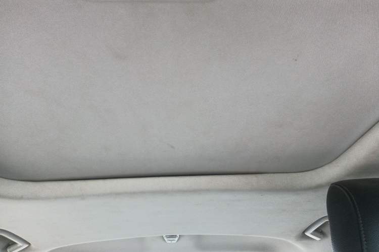 Used Ford Mondeo 2013 2.0L GTDi 200 Luxury Model Headliner