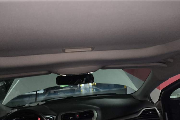 Used Ford Mondeo 2013 2.0L GTDi 200 Fashion Edition Headliner