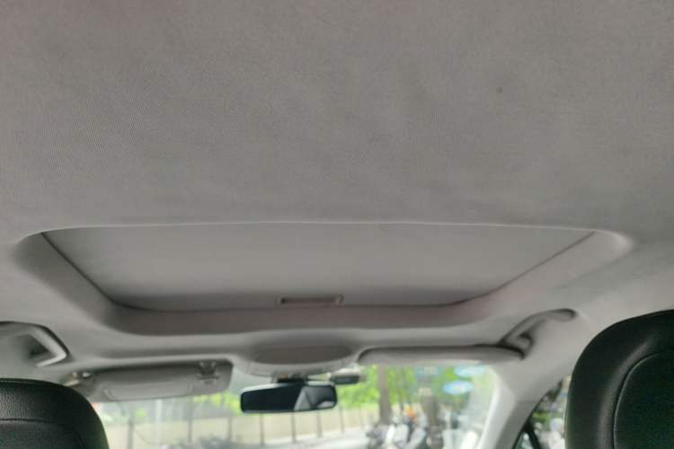 Used Ford Mondeo 2013 2.0L GTDi 200 Fashion Edition Headliner