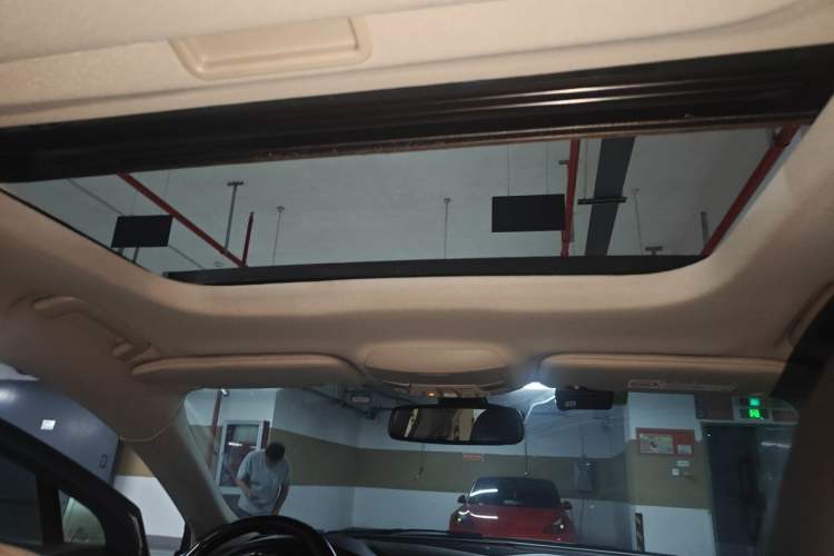Used Ford Mondeo 2013 2.0L GTDi240 Luxury Sport Model Headliner