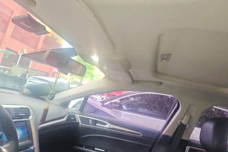Used Ford Mondeo 2013 2.0L GTDi 200 Fashion Edition Headliner