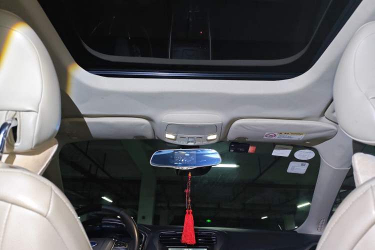 Used Ford Mondeo 2013 2.0L GTDi 200 Luxury Model Headliner