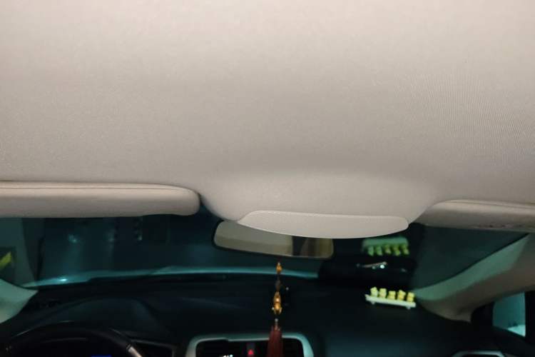 Used Ford Mondeo 2013 1.5L GTDi180 Comfort Model Headliner