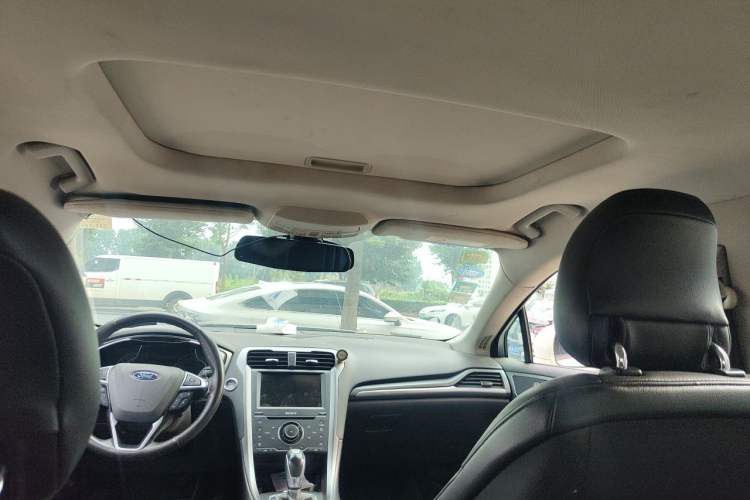 Used Ford Mondeo 2013 2.0L GTDi240 Luxury Sport Model Headliner