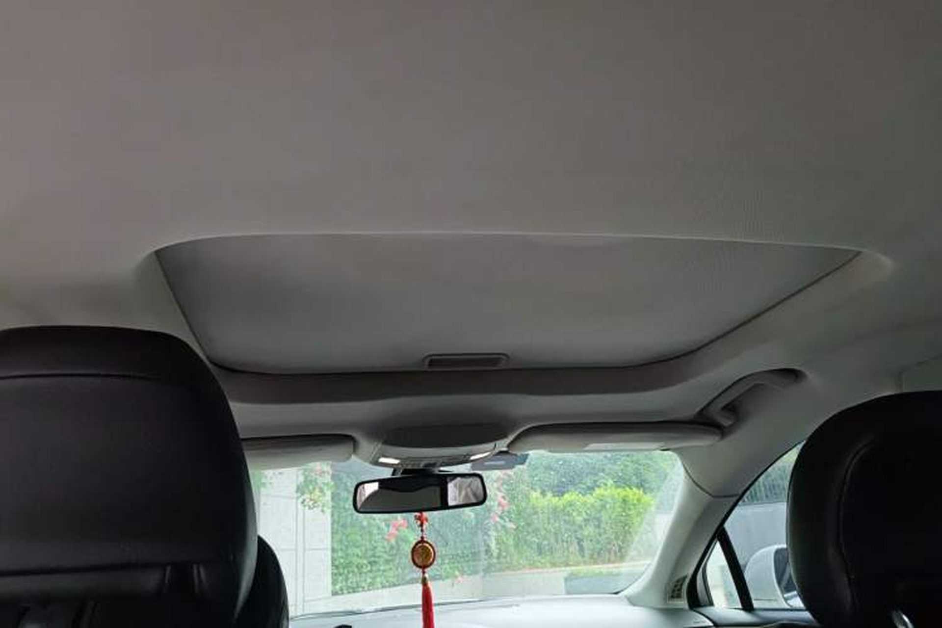 Used Ford Mondeo 2013 2.0L GTDi 200 Luxury Model Headliner