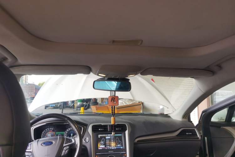 Used Ford Mondeo 2013 2.0L GTDi240 Flagship Edition Headliner