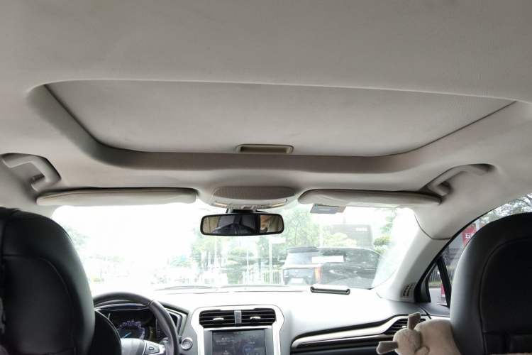 Used Ford Mondeo 2013 2.0L GTDi 200 Luxury Model Headliner
