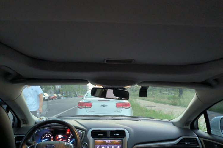 Used Ford Mondeo 2013 2.0L GTDi 200 Fashion Edition Headliner
