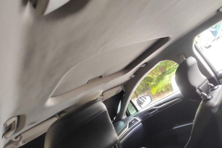 Used Ford Mondeo 2013 2.0L GTDi 200 Fashion Edition Headliner